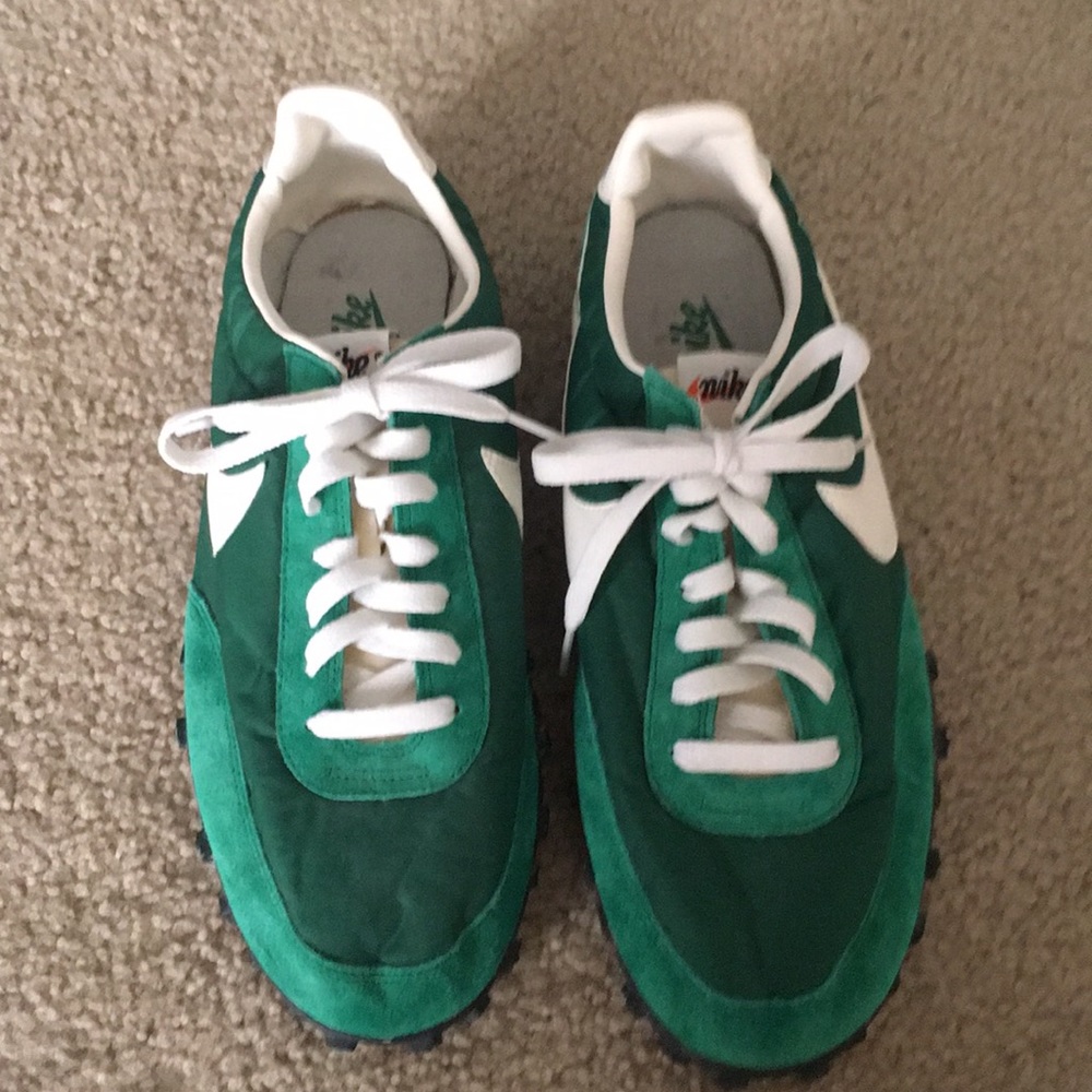 Men’s Nike sneakers